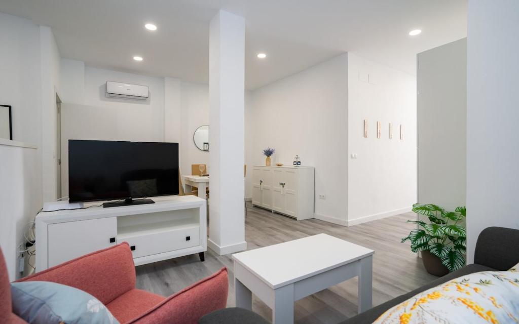Holidays & Home Estudio El Palo 8A, 400 m playa - 3