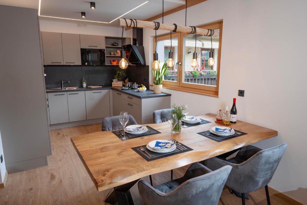 Modern apartment with mountain views - 4