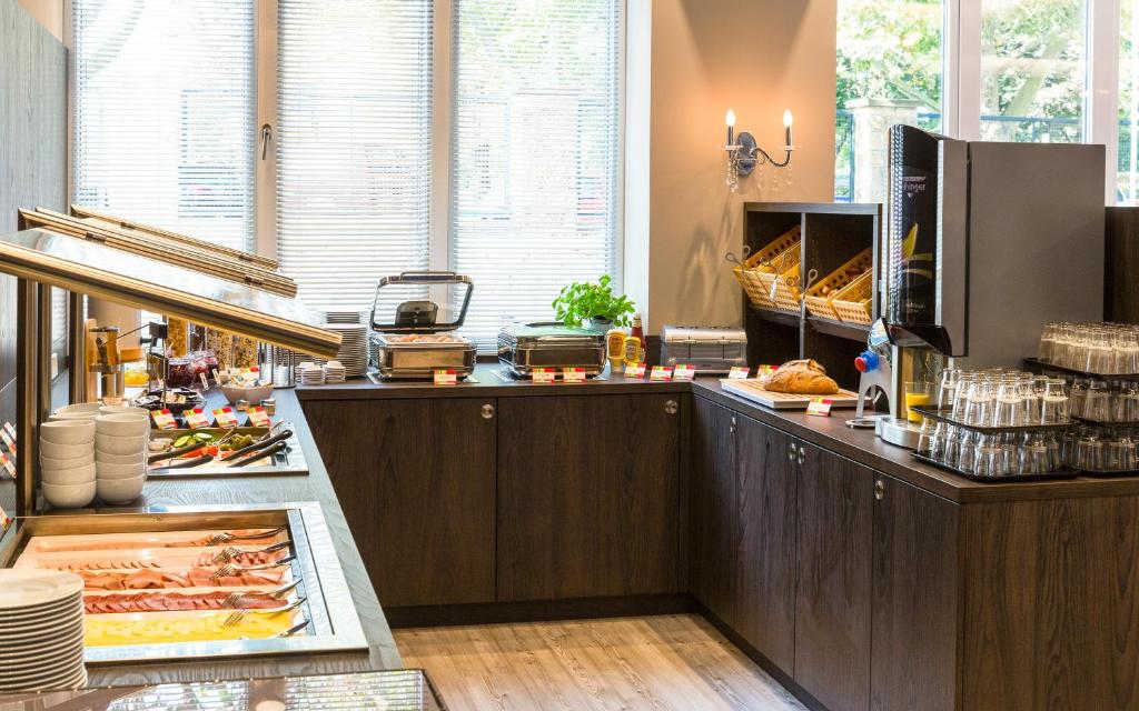 طعام و مشروبات