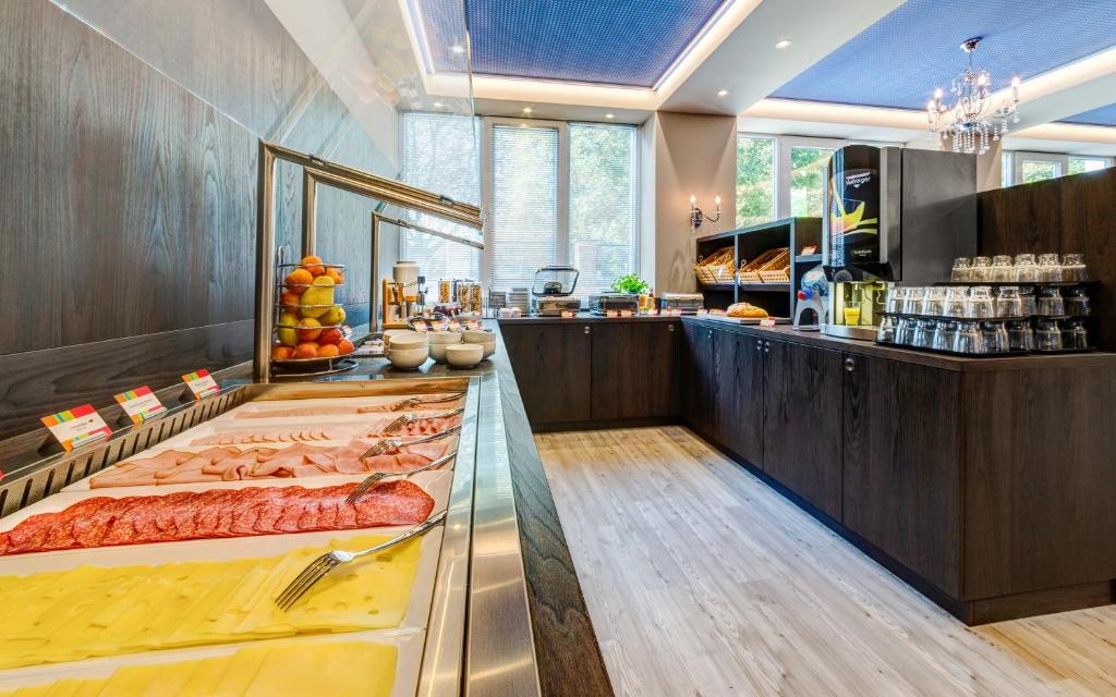 طعام و مشروبات