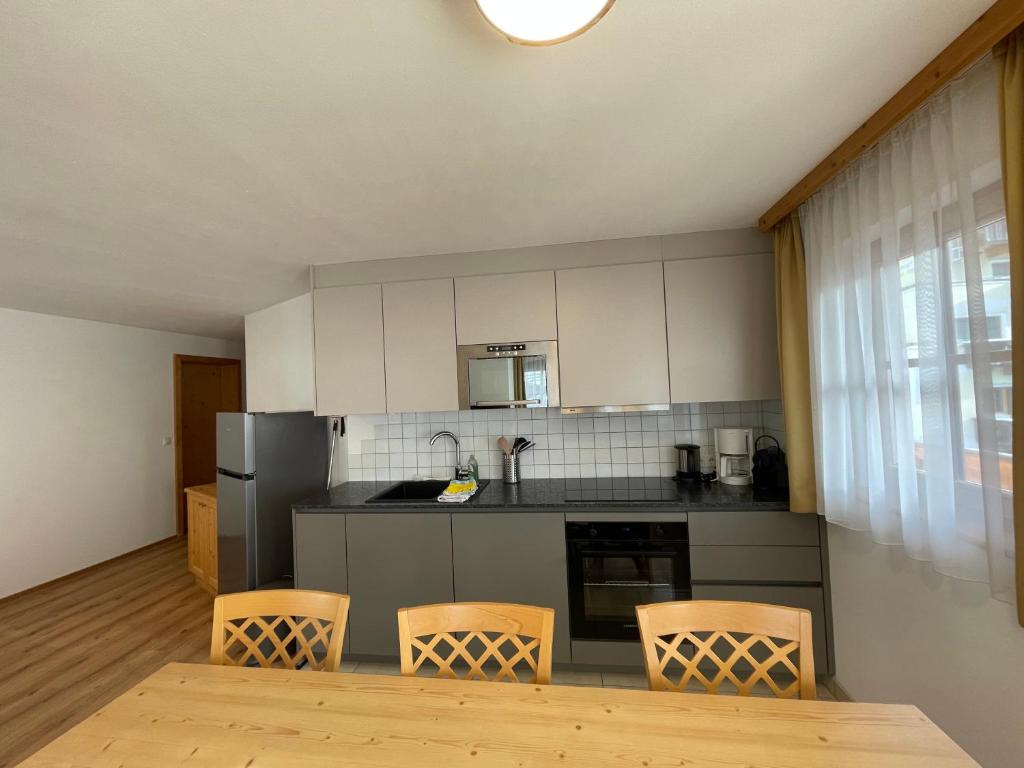 Hubertushof Apartments - 5