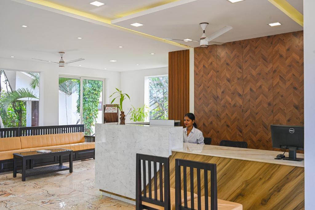 フロント・ロビー