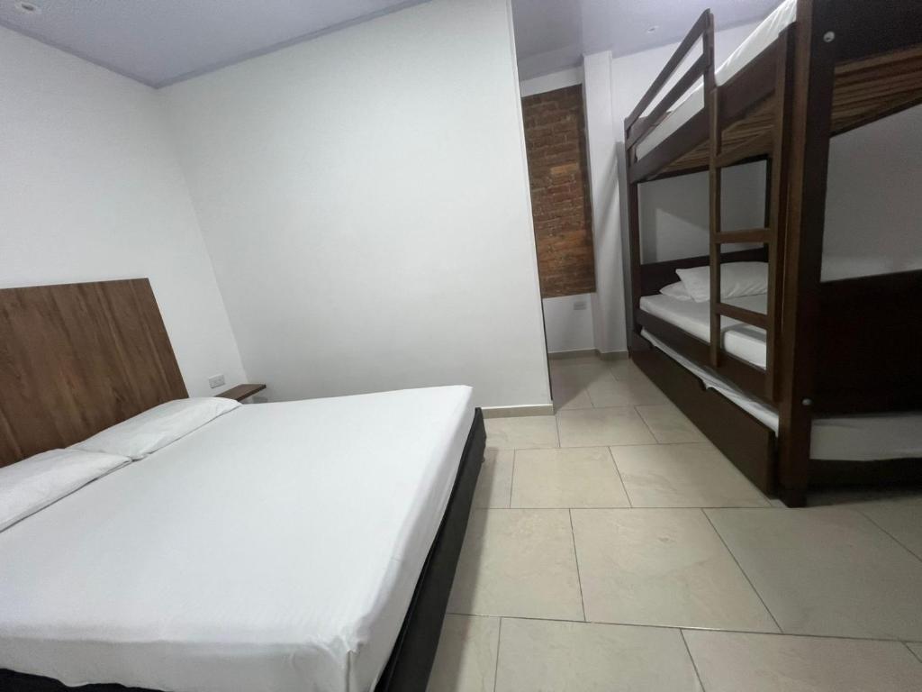 Hotel Fenix - 2