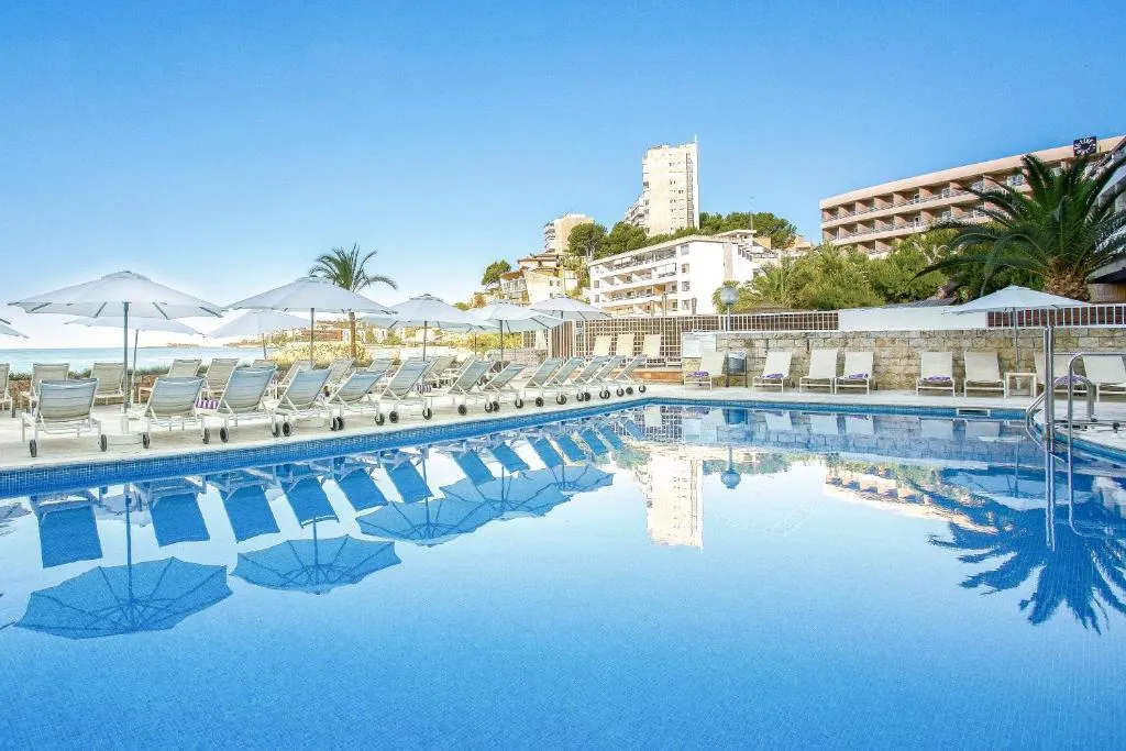 Hotel Be Live Adults Only Marivent, hotel in Palma de Mallorca