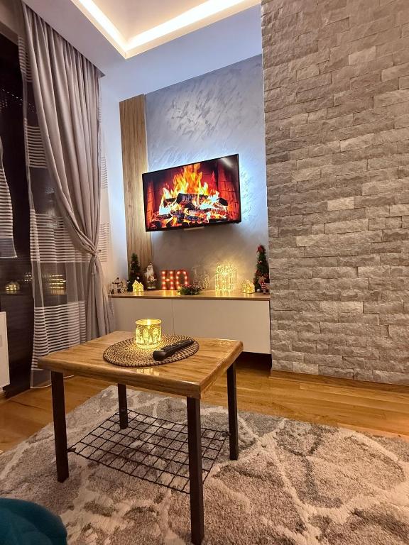 Diamond grey Titova Vila - 3