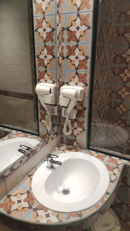 Hotel ICONICO JUJUY Centro Desayuno incluido - 5