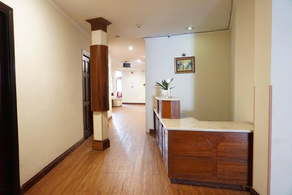 ドン カーン ホテル (Dong Khanh Hotel)