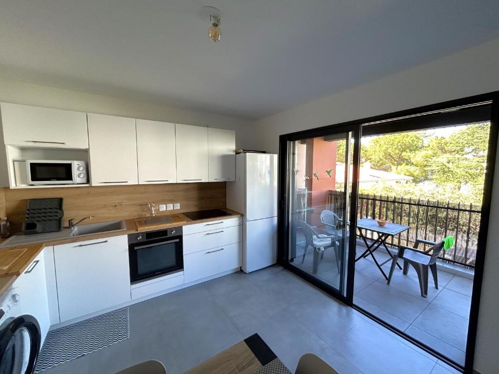 Appartement climatisé proche plage avec parking - FR-1-837-43 - 1