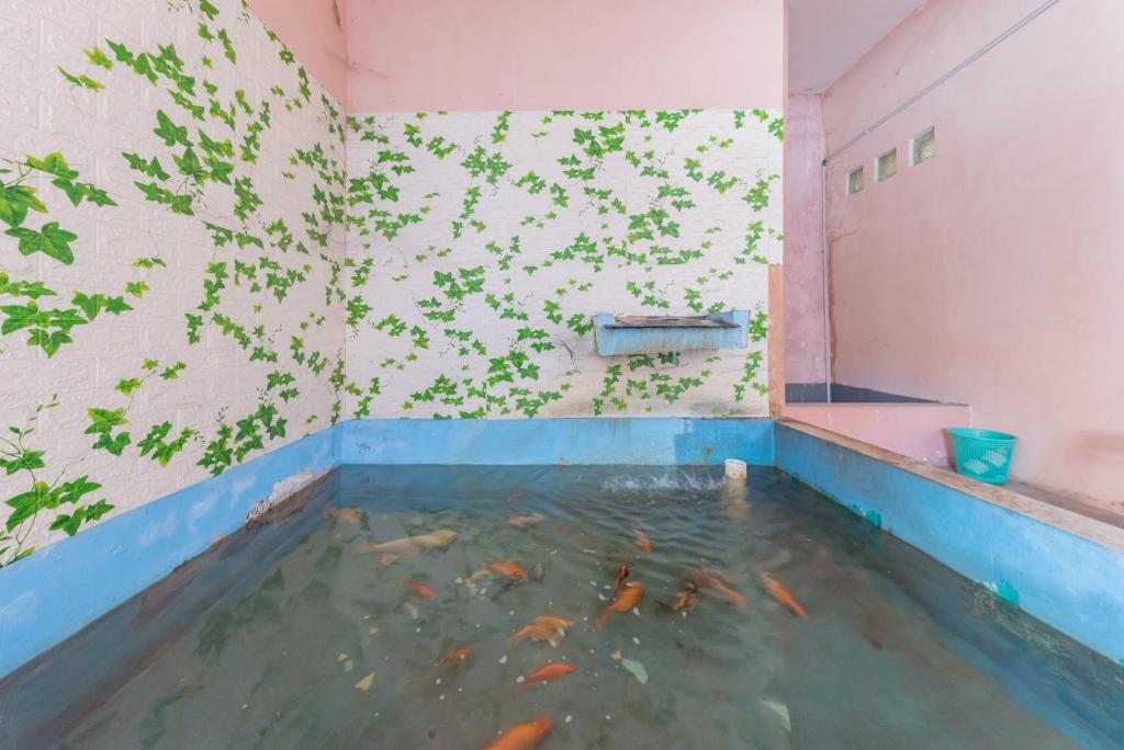 RedDoorz @ Hotel Rumah Kita near Gedung Negara Cirebon 外観