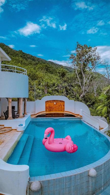 Villa Mozzafiato Private Resort with Full Staff and Heated Pool - 4