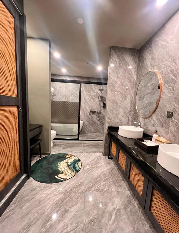 Well-appointed bathrooms
