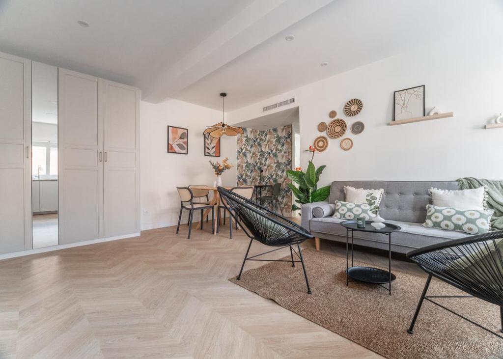Bright cozy - 2 Bdrs 2 Baths -Barrio Salamanca - 3