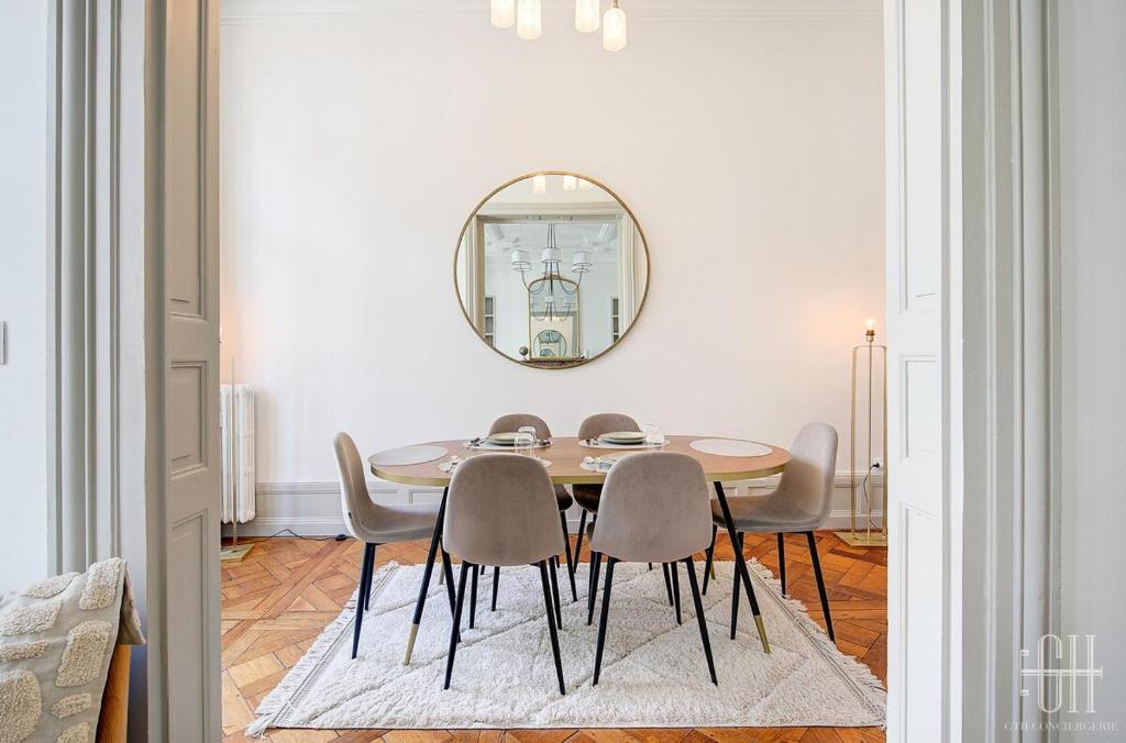 Spacieux Appartement - Type Haussmannien - Wifi - 3