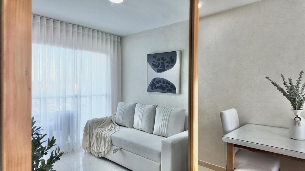 Exclusive Apartment with Ocean View and Premium Design - 5