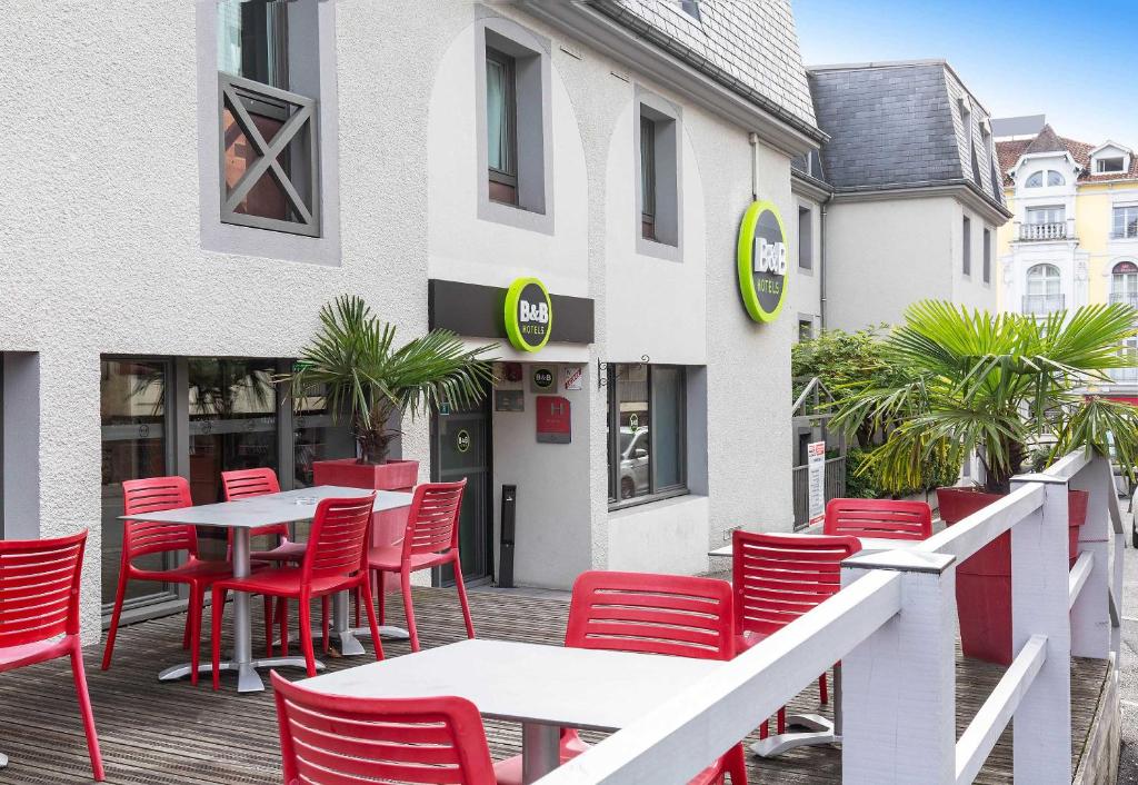 B&B HOTEL Lourdes Centre Gare 3 étoiles - 3
