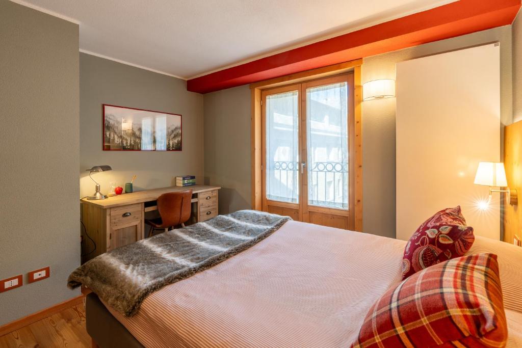 White Peak 77 – Panoramic Ski Slope Views - 3