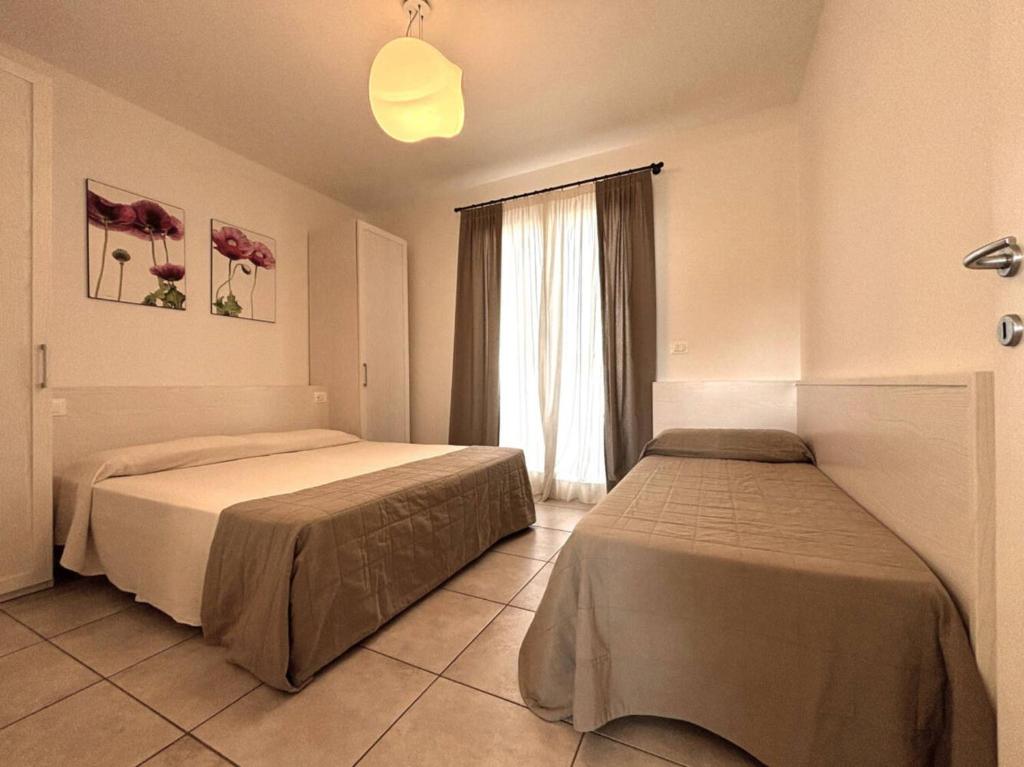Comfy flat with two terraces and fireplace - 4