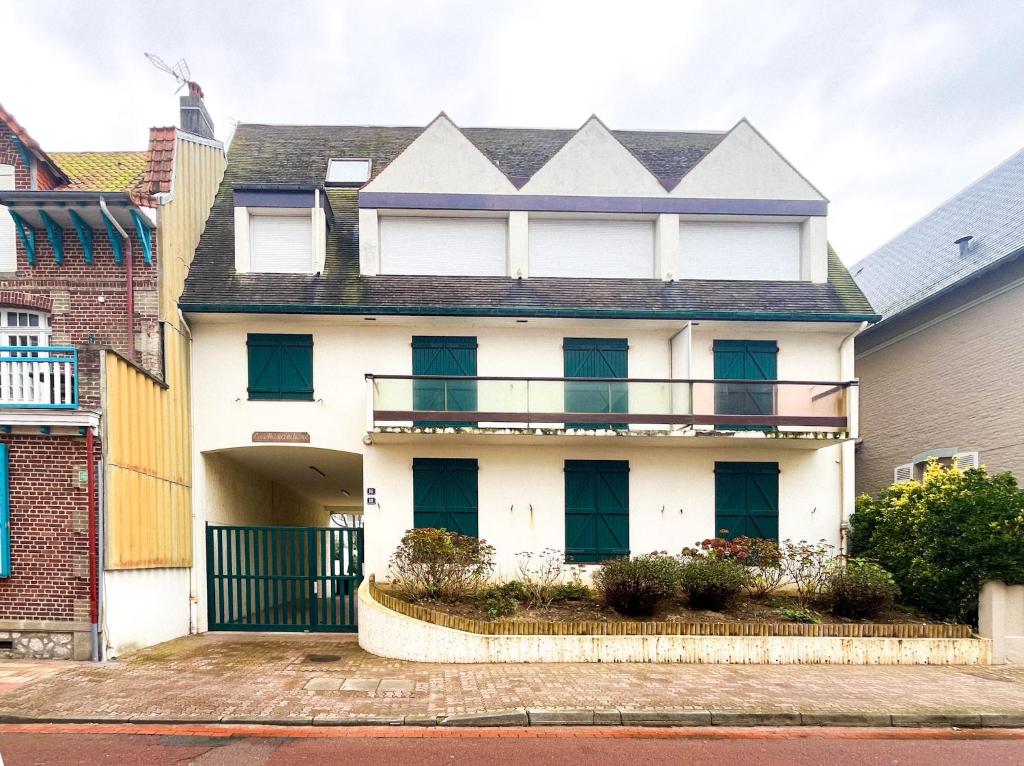 Appartement plein centre avec parking secure - 1