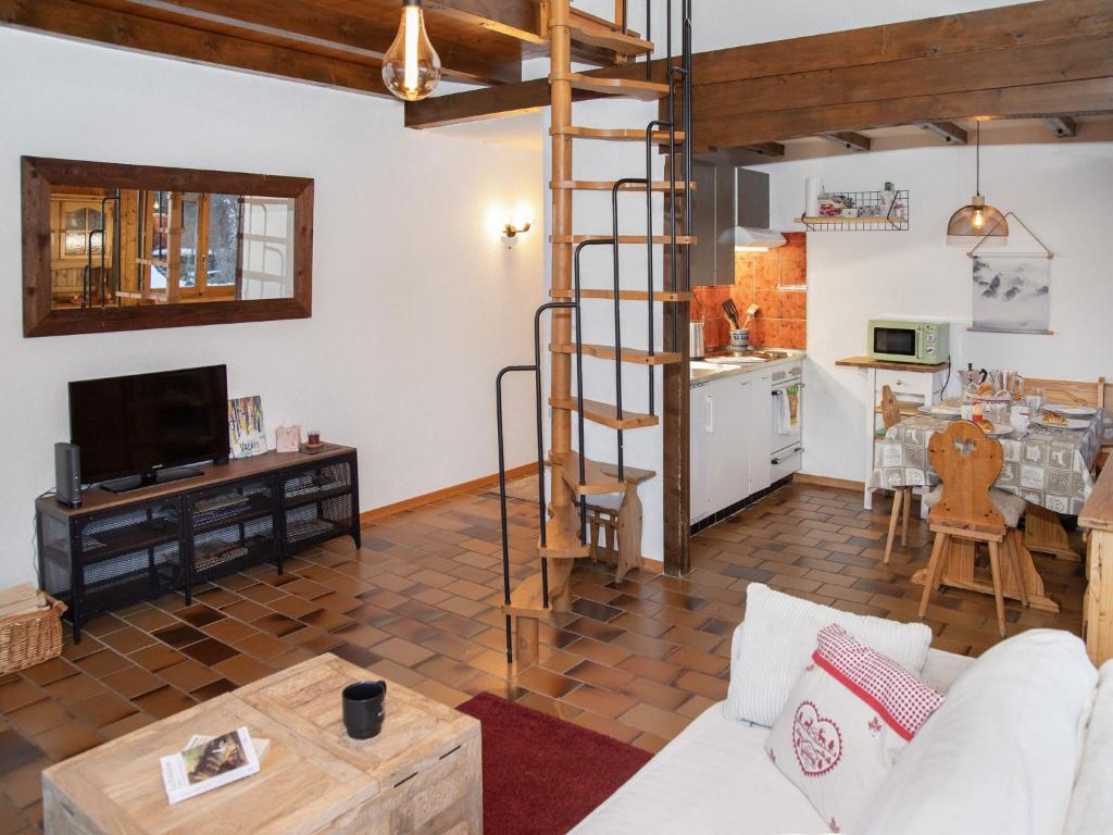 Apartment Beau Site No 21 by Interhome - 3