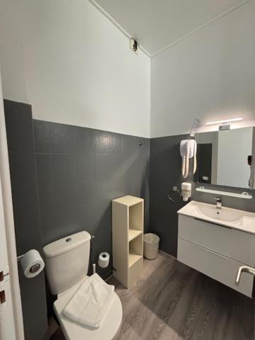 HOTEL ST SEBASTIEN - 2