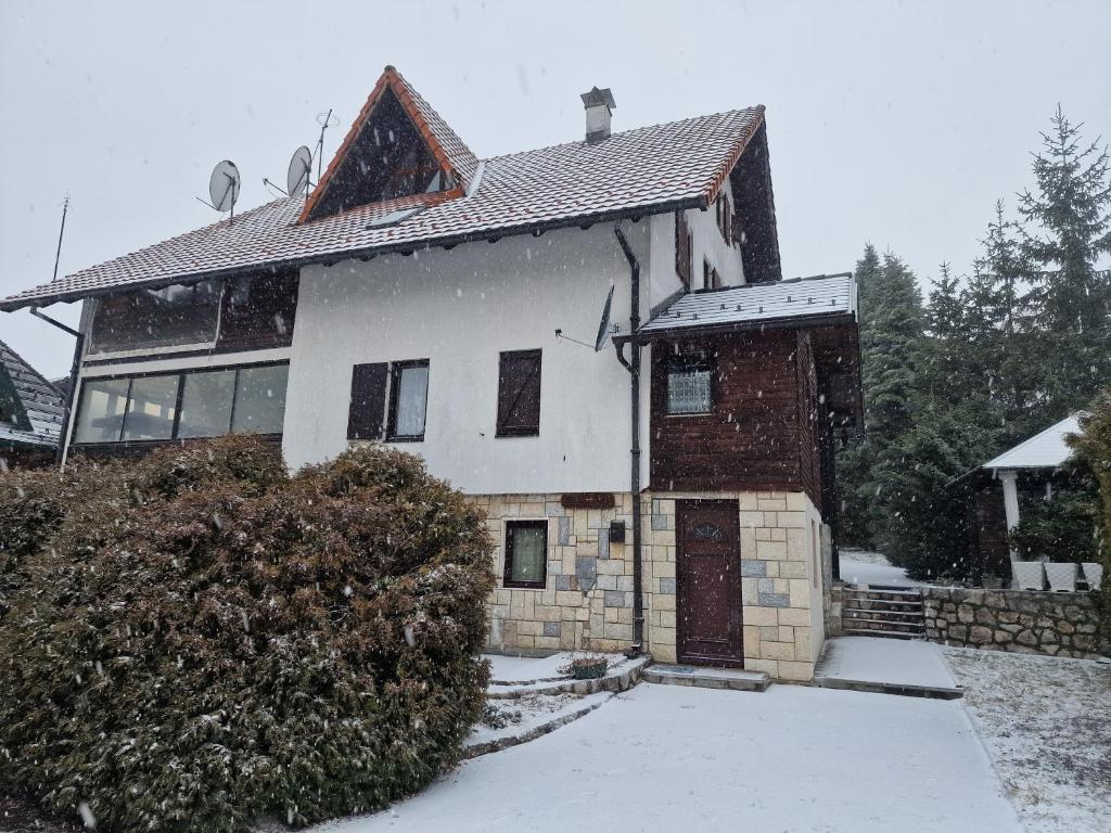 Pine Heaven - Cozy 2 Bedroom apartment - Nature View 15m2 Balcony - 2