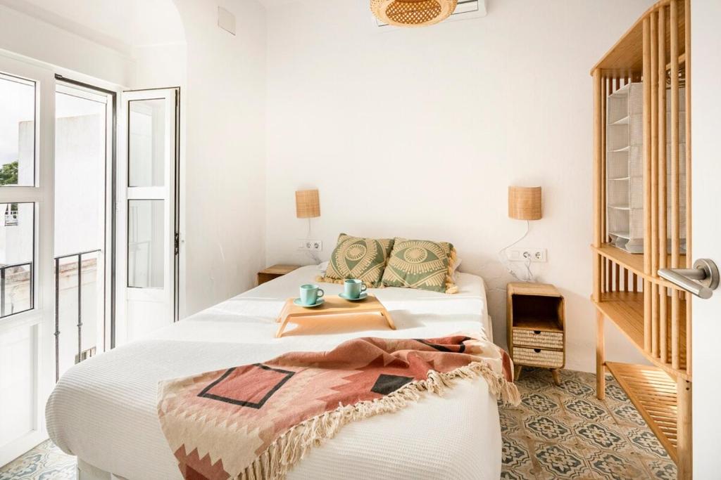Encantador Apartamento para 4 con AC, WiFi y Terraza con vistas en el centro - 2