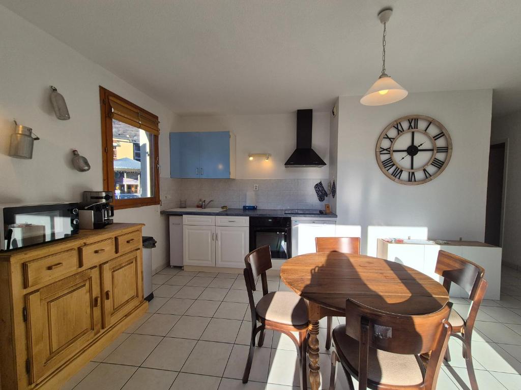 Appartement 6pers avec balcon - Hyper centre BSM - 4