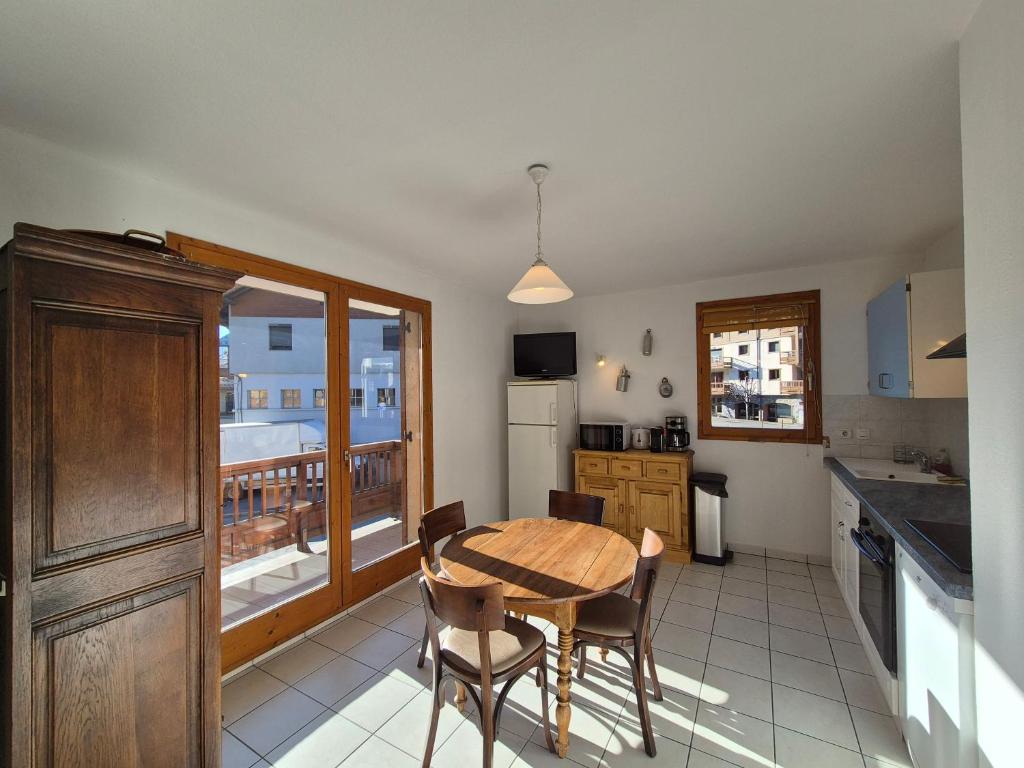 Appartement 6pers avec balcon - Hyper centre BSM - 2