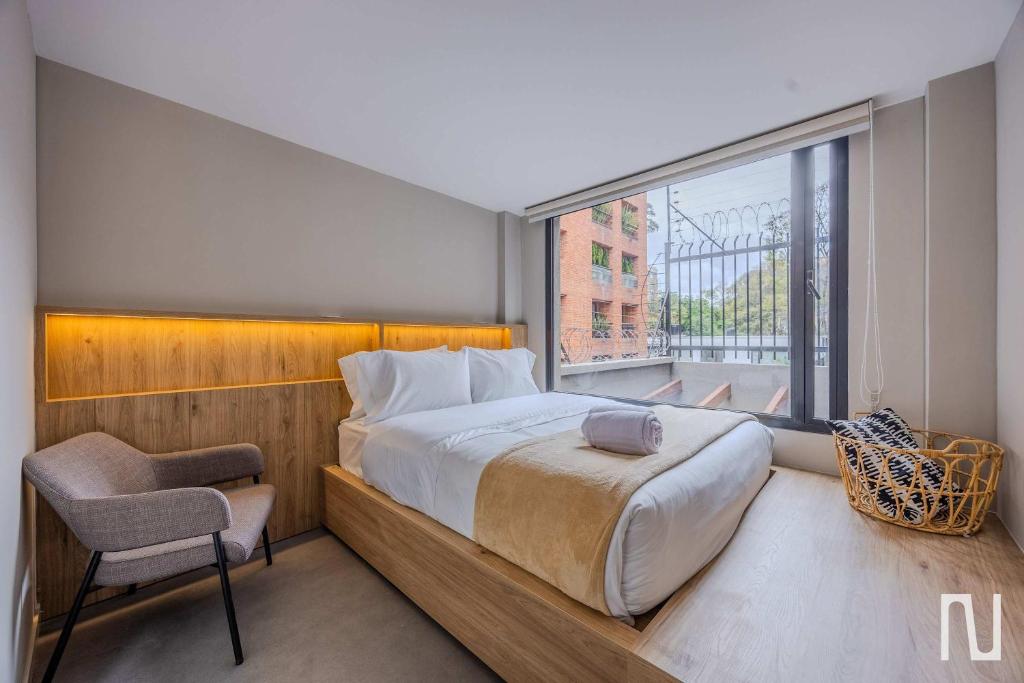 NOK Cozy 2-Bedroom Apartment at Gardens - Bogota - 1