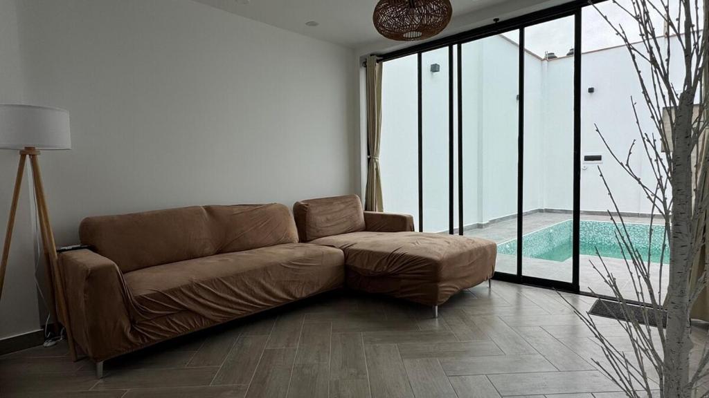 Casa de estreno en Playa Los Lobos - Cerro Azul - 1