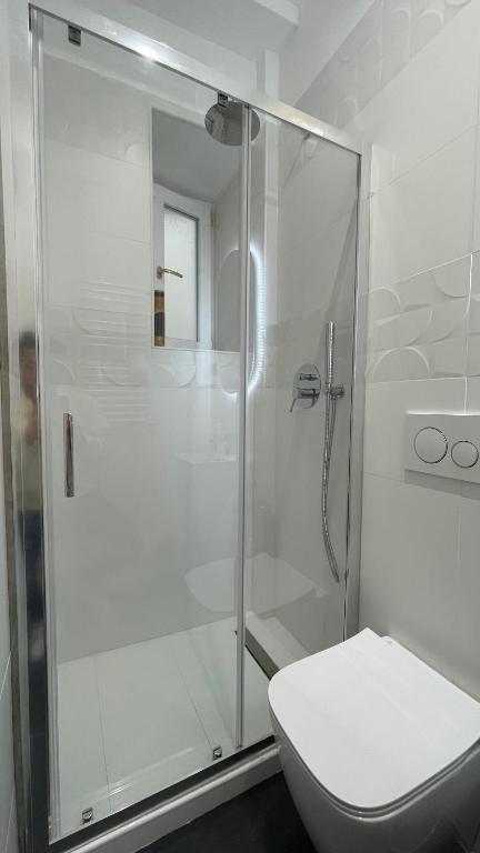 Paradise Suites - Brignole Station - Best Price Rooms - ALWAYS OPEN - 5