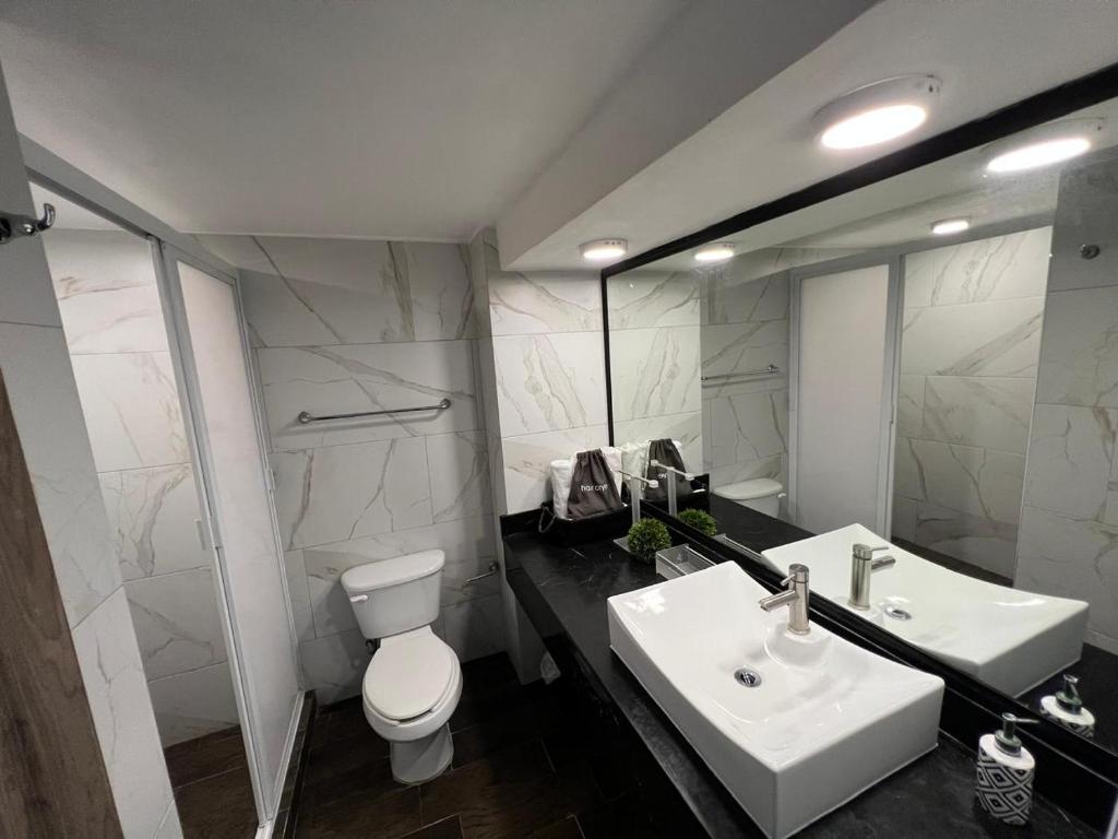SKY INN Oficial Acapulco Suites & Condo Mediterrane - 5