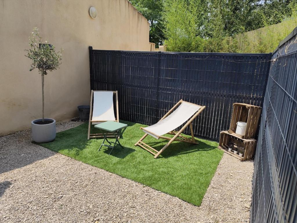Maisonnette au calme dans résidence avec piscine - 3