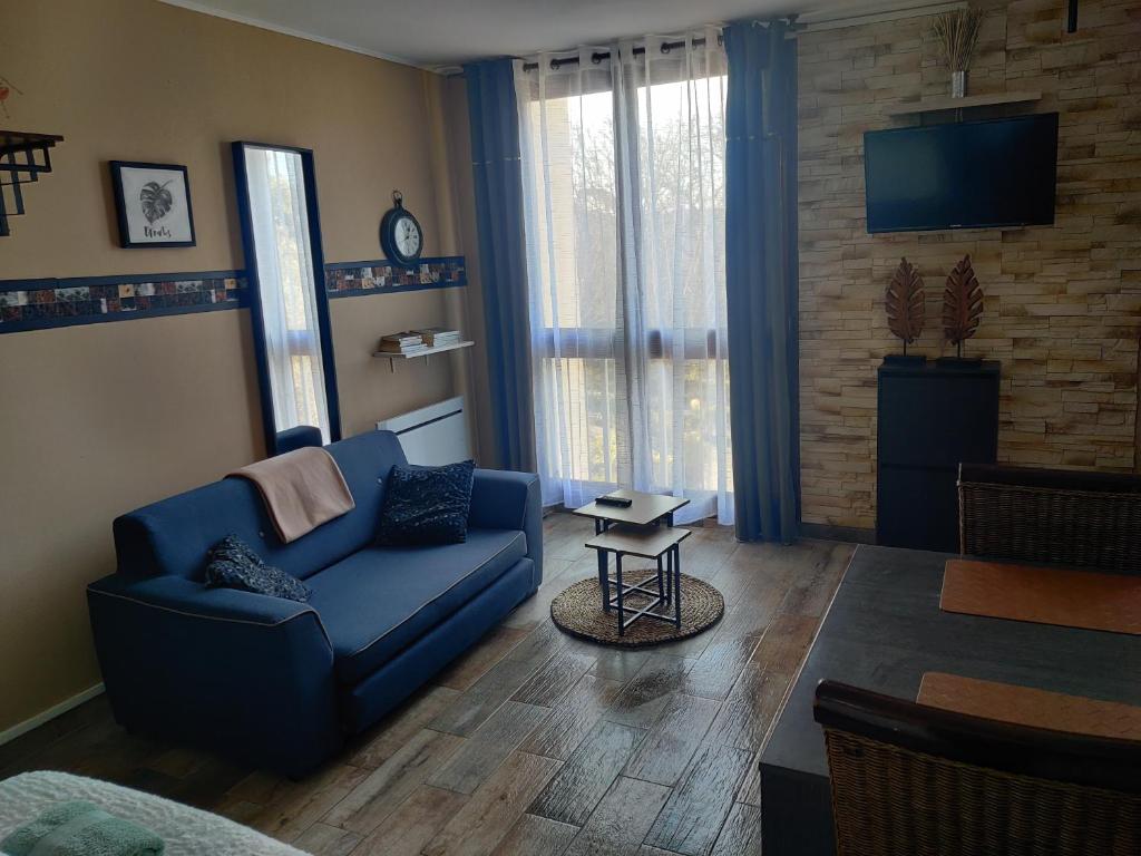 Studio climatisé proche des thermes et du centre-village residence Parc Paradis - 3