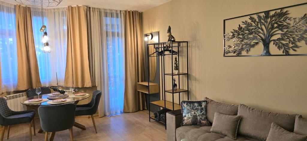 Persey Flora Apartments — Hotel rooms in Borovets, Sofia (province)