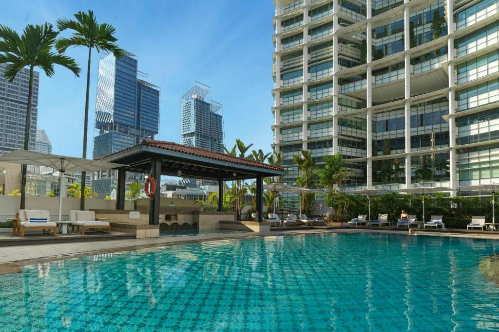 Swimming pool, Frasers House, a Luxury Collection Hotel, Singapore in Singapore