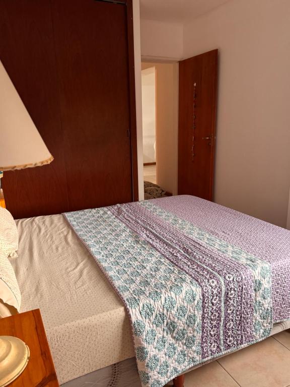 Departamento Microcentro a pasos de Neoclinica - 4