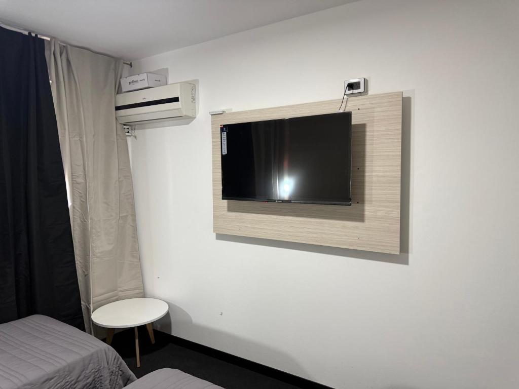 LakeHouse Hotel & Suites - 5