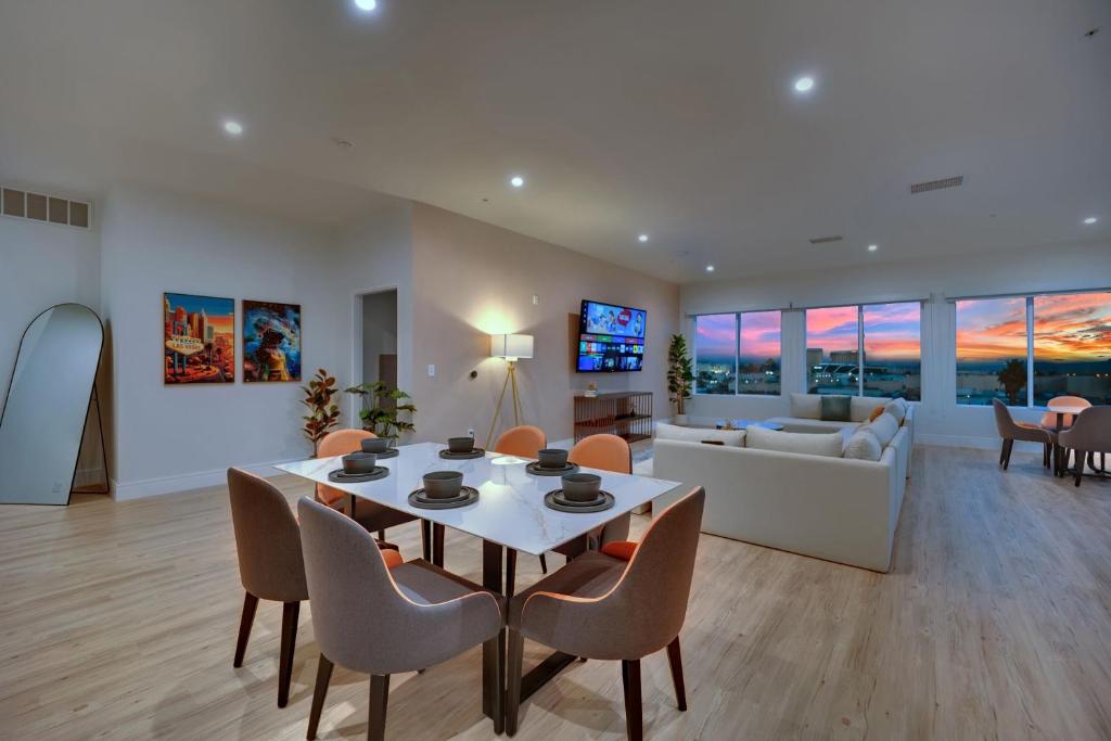 오토노머스 호텔