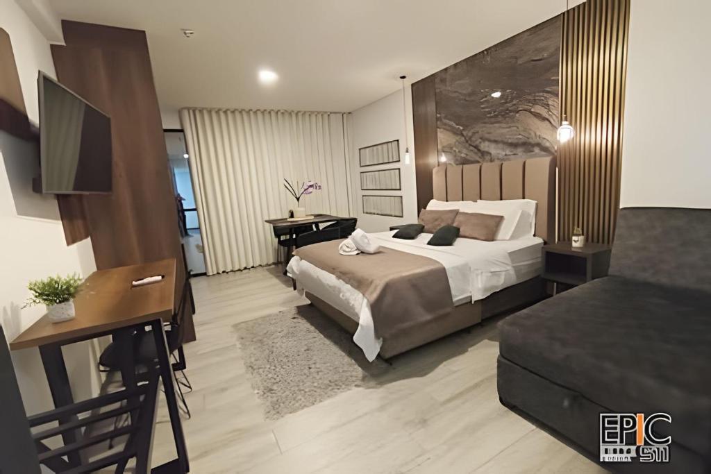Epic Suite 511 Premium Airport - 2