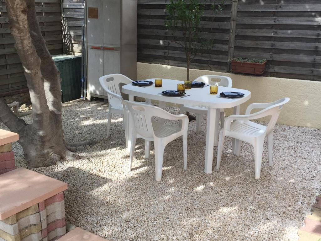 Rez-de-jardin avec Parking Privé pour 4 pers - FR-1-837-71 - 4