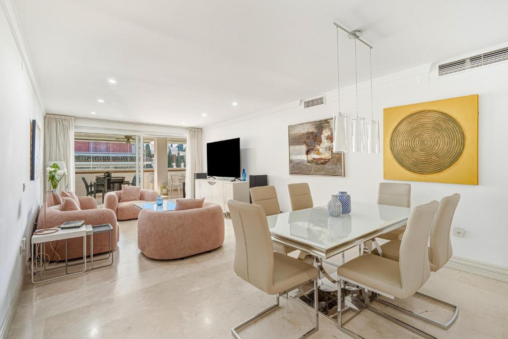 Las Cañas Beach - Marbella Golden Mile by Finest Rentals - 3