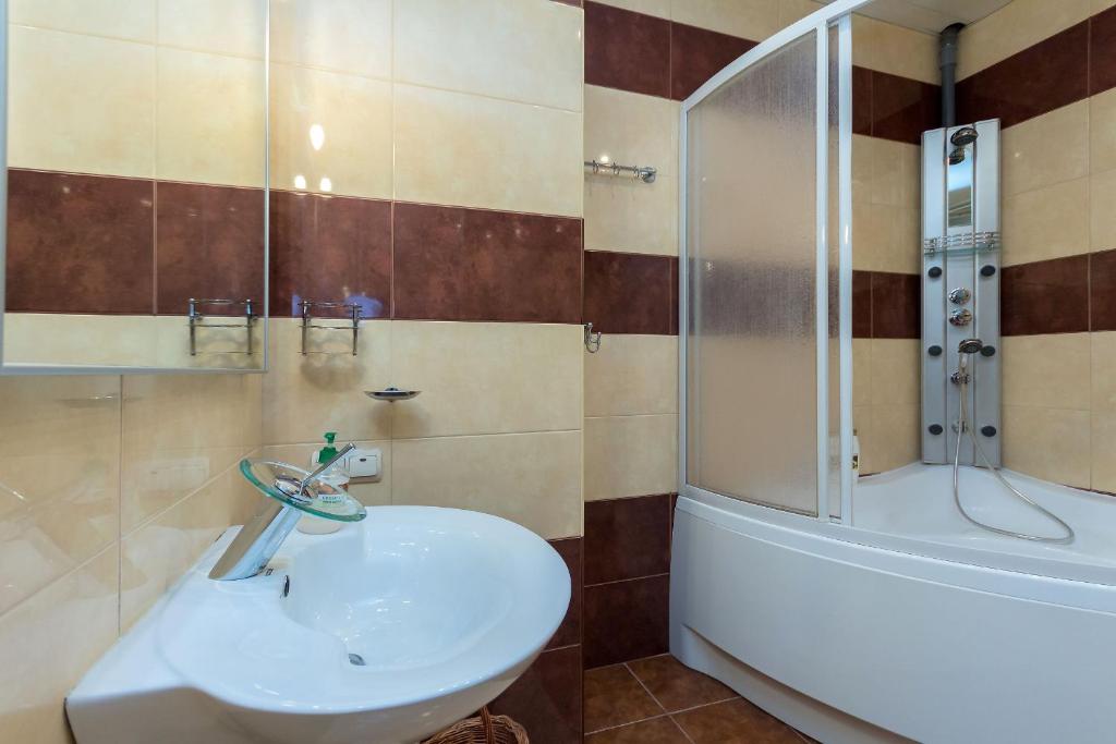 Apartment Europe, Lenina street photo