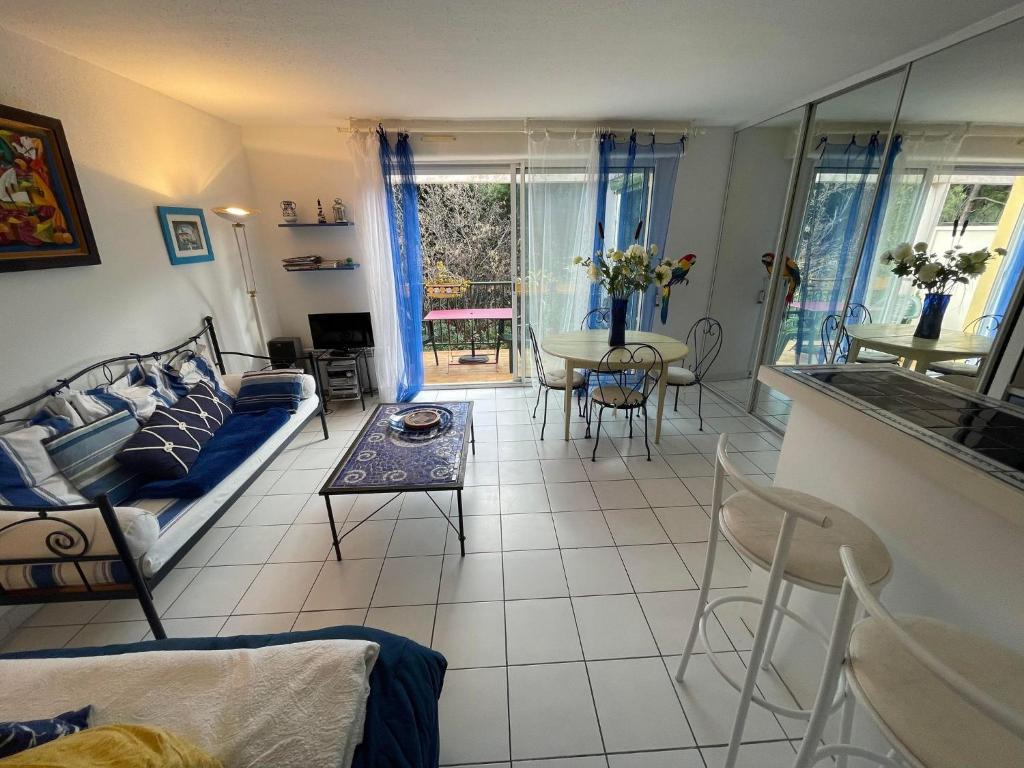 4SAP10 Joli appartement avec terrasse - 5