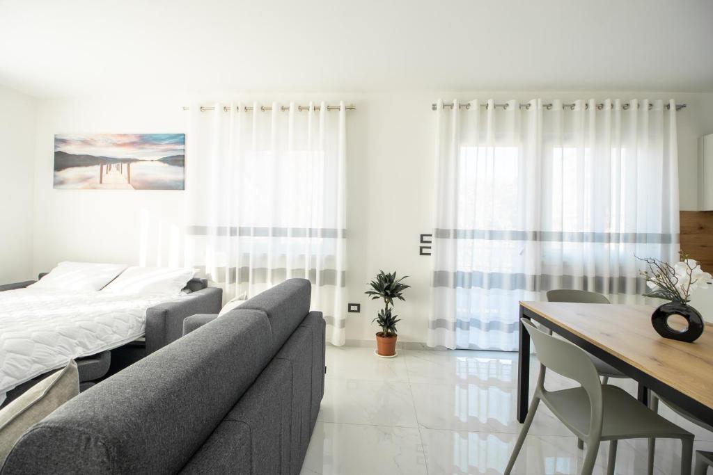 Alessia Living - 3
