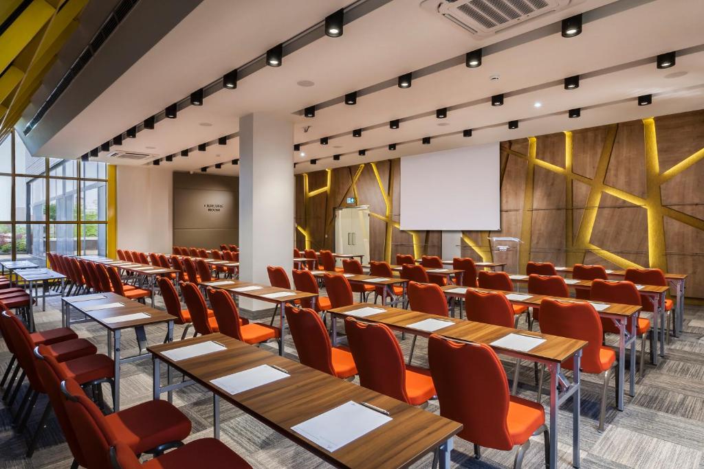 Tárgyalóterem/bálterem