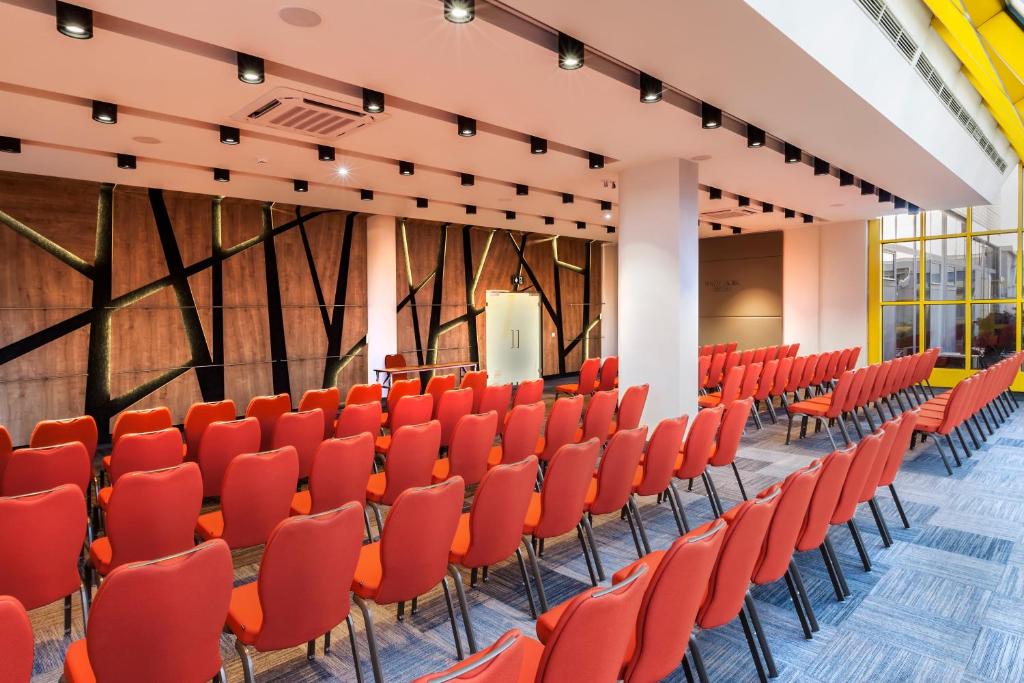 Tárgyalóterem/bálterem