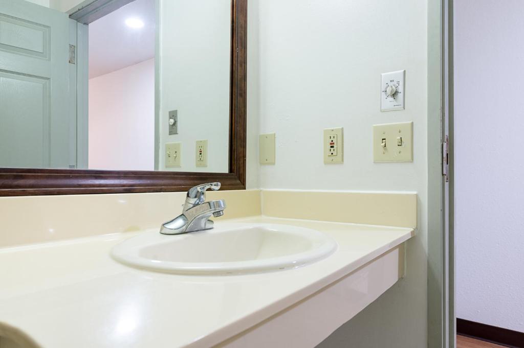 Motel 6-New Iberia, LA photo