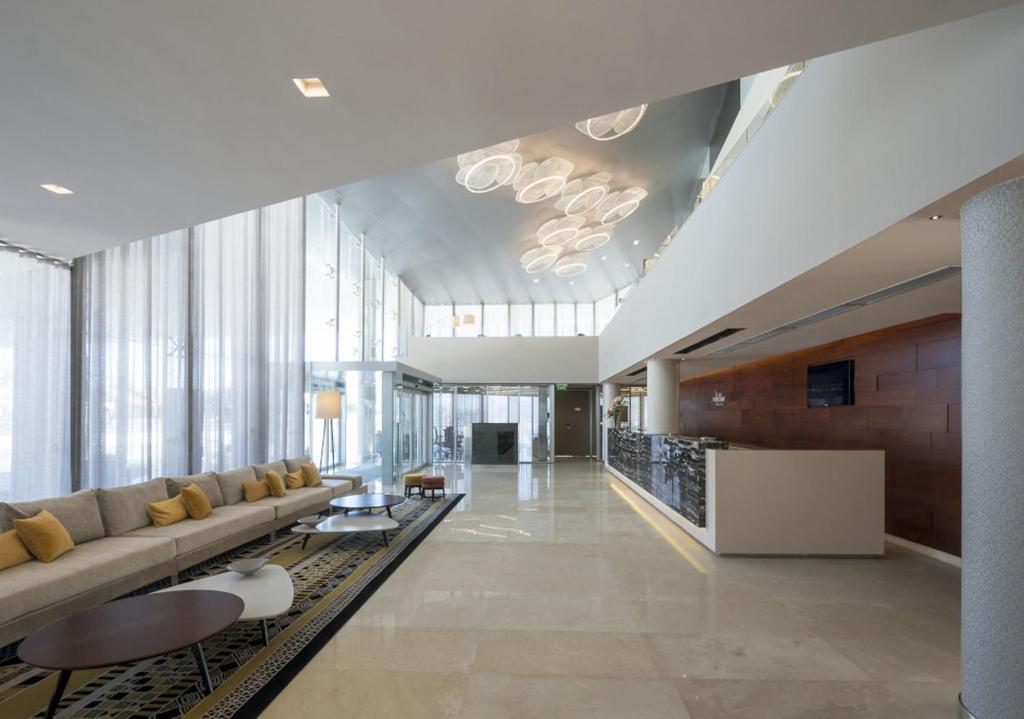 Mercure Santa Rosa La Pampa フロント・ロビー