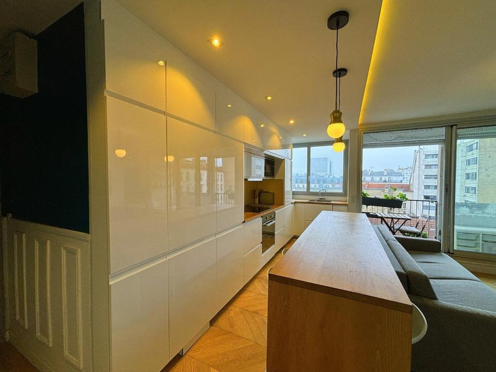 Beautiful family apartment Paris Center 2BR - 6P - 2